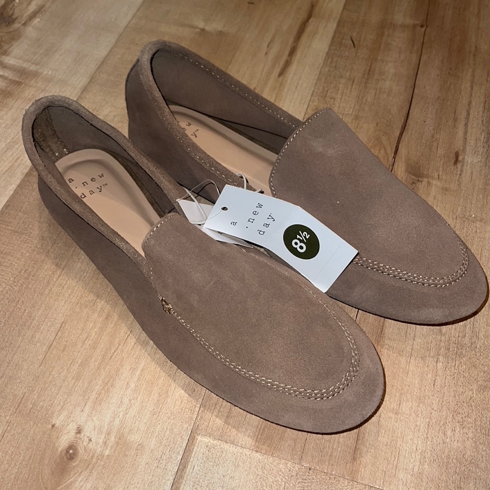 A New Day Genuine Suede Taupe Flats, Size 8.5